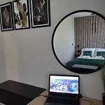 アパート Zamkowe Wzgorze リジバルク・バルミンスキ